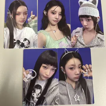 illit bomb merch ver 이어폰 이어모니 트레이딩 카드 세트