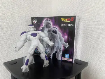 제일복권 프리저 풀 파워 피규어 MASTERLISE