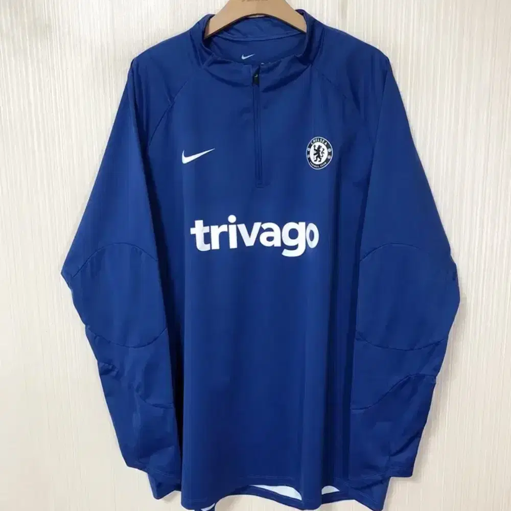 Nike Chelsea FC Storm-fit Down オーセンティック Nike Chelsea FC Storm-fit Down オーセンティック Nike Chelsea