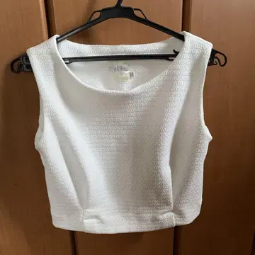 akiki 화이트