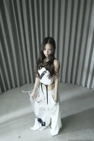 더레드스레드 S 프린트 톱스 찰름