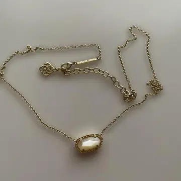 Kendra Scott 골드 목걸이