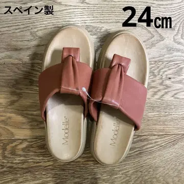 여성용 가죽 스페인산 샌들 38 (24~24.5)