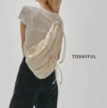 TODAYFUL Nylon Gather Bag 나일론 개더 백입니다.