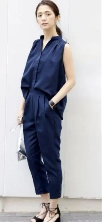 아파트 바이 로리즈 셋업 L size