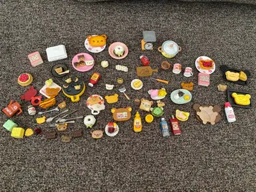 리멘트 리락쿠마 미니어처 음식 모음