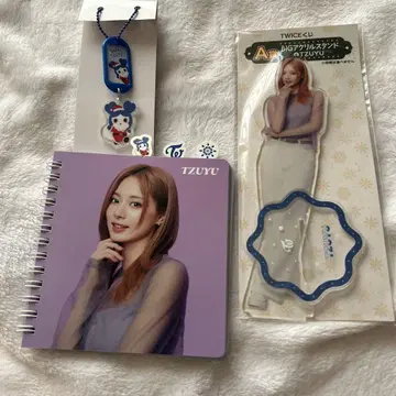 TWICE TZUYU 아크릴 스탠드 노트 키링 복권 쯔위