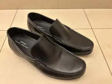 REGAL 블랙 가죽 슬립온