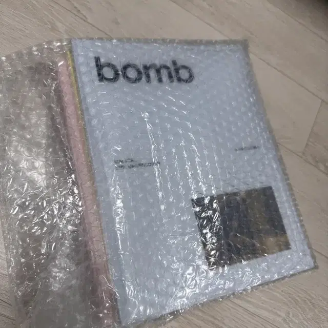 아일릿 bomb 앨범 미개봉 판매 양도