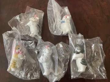 가챠폰 변신 피규어