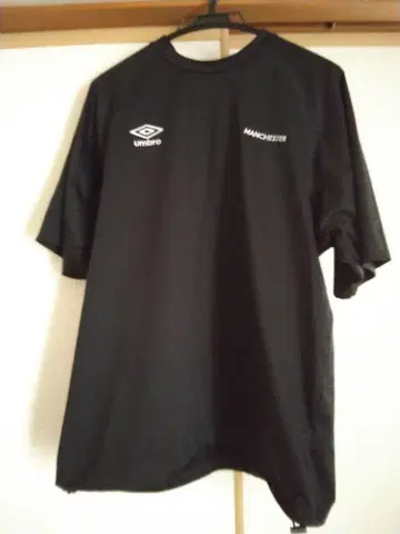 Umbro Manchester 티셔츠 블랙