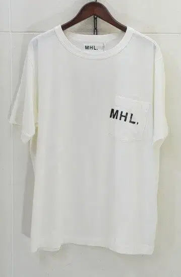 MHL. 로고 포켓 티셔츠