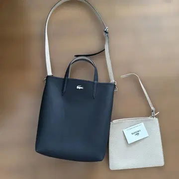 라코스테 블랙 컬러 백