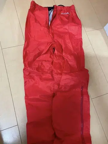 mont-bell GORE-TEX 레인 팬츠 빨간색 M 사이즈