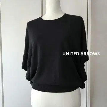 컨디션 최상 유나이티드 애로우즈 프렌치 슬리브 니트 반팔 상의 프릴