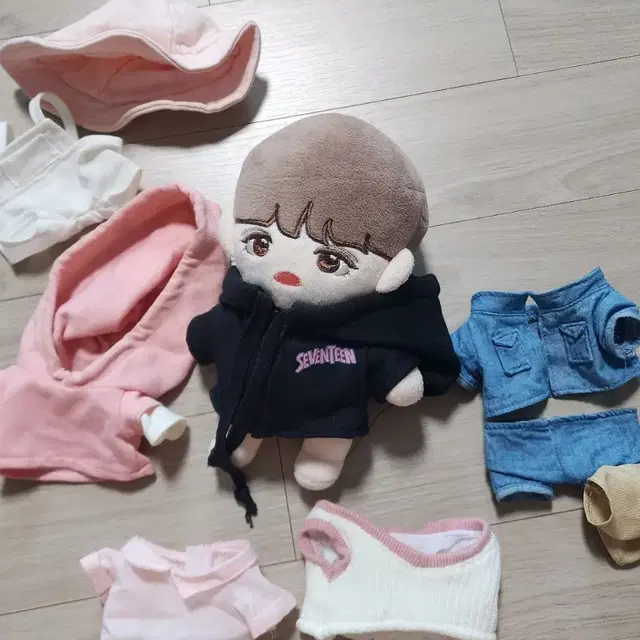 세븐틴 에스쿱스 인형