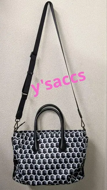 Y'SACCS / 이자크 큐빅 모노그램 2WAY 토트