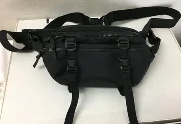 코드 오브 벨 코듀라 나일론 힙색 바디백 블랙