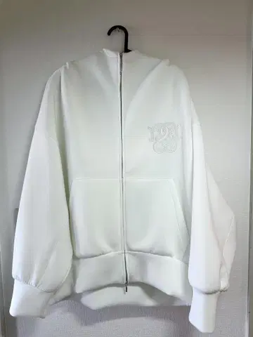 SNIDEL/스나이델 볼륨 후드티