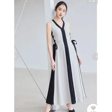 스나이델 사이드 플리츠 바이컬러 원피스