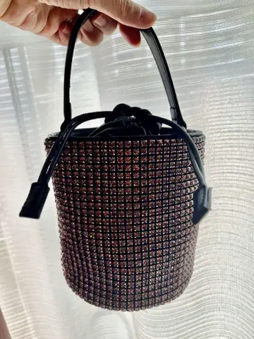 미사용에 가까운 유나이티드 애로우즈 큐빅 백