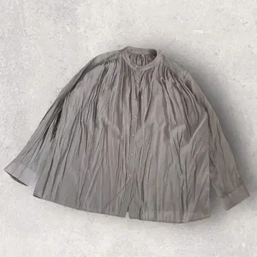 [밴드 카라 셔츠] 테로테로 플리츠 노카라 넉넉한 넉넉한 개더