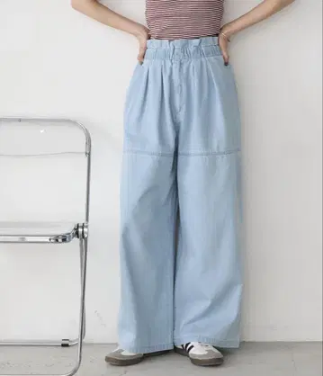 forksy. 허리 턱 개더 라이트 온스 데님 와이드 팬츠 밴딩