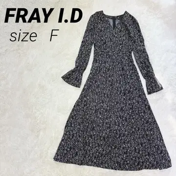 FRAY I.D 퍼프 슬리브 꽃무늬 플레어 원피스 맥시 블랙 프리 사이즈