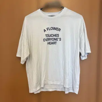 TICCA 얇은 스카이블루 얇은 소재 티셔츠