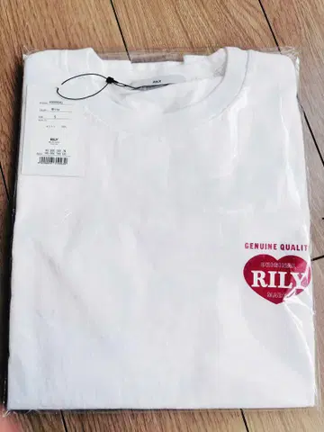 이마이치 류지 RILY 하트 로고 화이트 티셔츠 S 사이즈