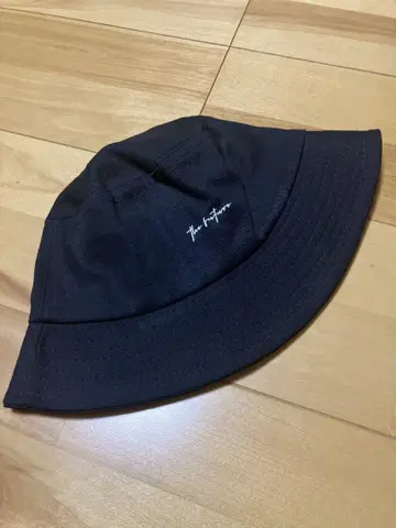 블랙 버킷햇 자수 로고