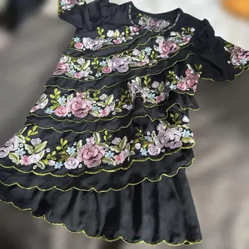 CICCARELLO 꽃무늬 프릴 화려한 튜닉