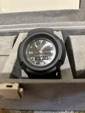 카시오 G-SHOCK 블랙 20기압 방수 5640