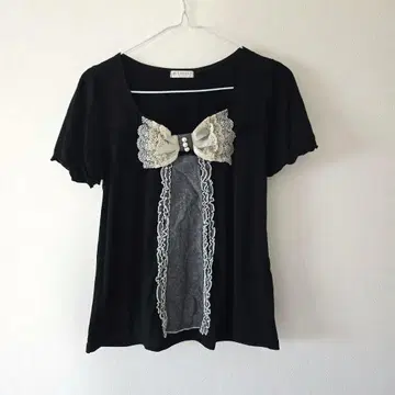 axes femme 리본 상의 티셔츠