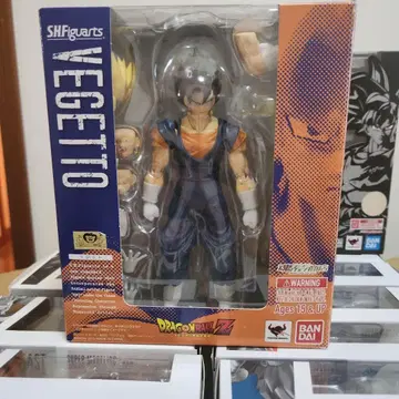 S.H.Figuarts 베지트 (혼웹 상점 한정판)