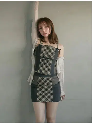 앤드메리 모니카 체크 세트 업 베이지
