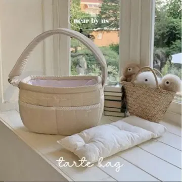 near by us/ tarte bag 베이지