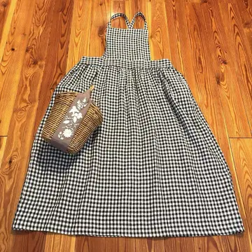 인스타그램 작가 fika 깅엄 체크 에이프런 원피스