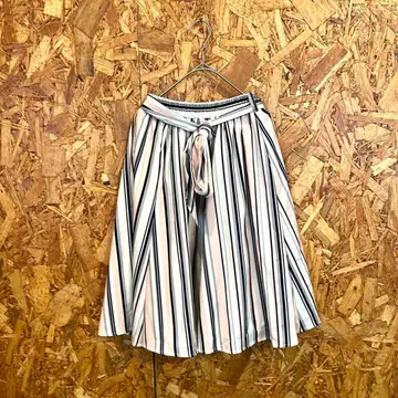 tocco closet 토코 무릎 기장 스커트 스트라이프 리본 핑크