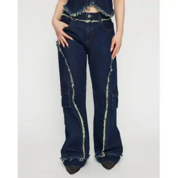 FRINGE LINE FLARE 데님