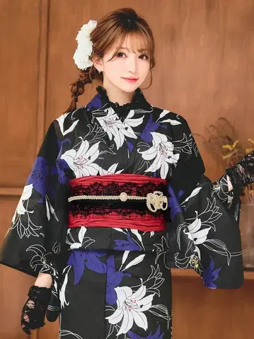 새상품 유카타 블랙 베이스 x 백합