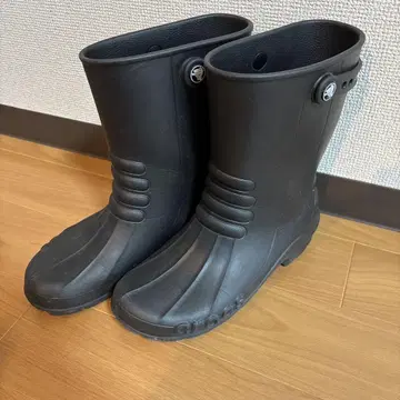 Crocs 블랙 레인 슈즈 M 6 / W 8