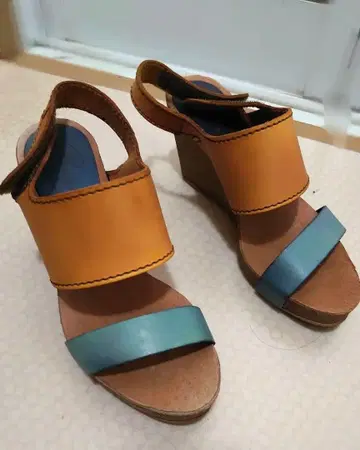 웨지솔 샌들