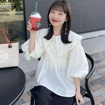 hinari 히나리 빅 칼라 페플럼 블라우스 크림 미사용 새상품