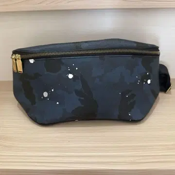 junhashimoto x GENTIL BANDIT 바디백