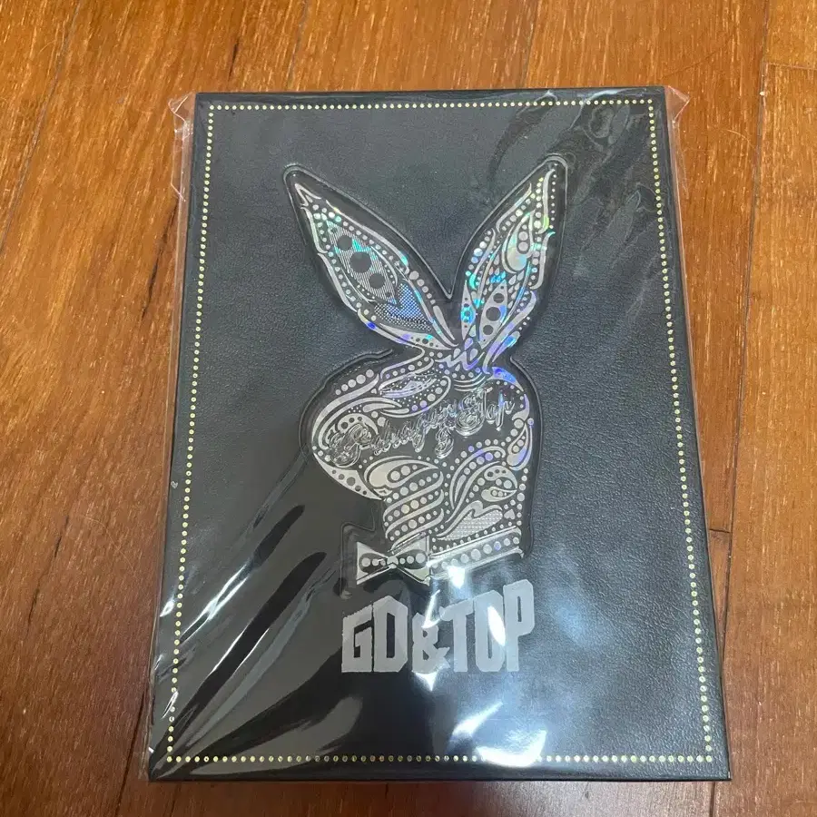 G-DRAGON | 지드래곤 Big Bang G-dragon GD&TOP album silver