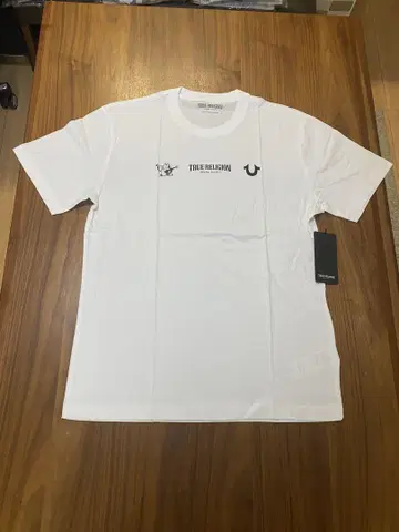 TRUE RELIGION 화이트 티셔츠 M 사이즈