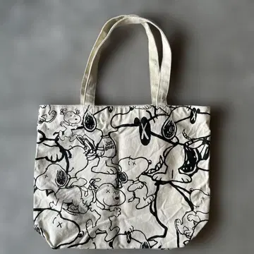 유니클로 토트 스누피 kaws