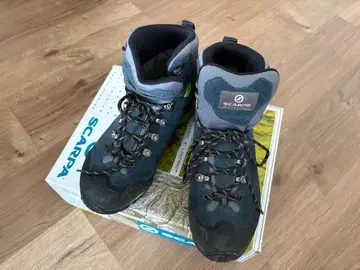 SCARPA 등산화 다크 블루/그레이