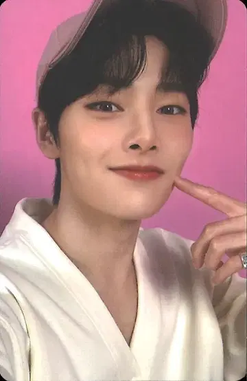 StrayKids WAVE7 I.N NACIFIC 콜라보 핑크